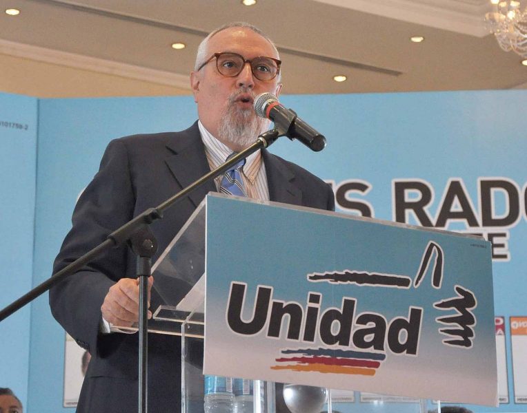 307-Ramon-Guillermo-Aveledo-mesa-de-la-unidad4