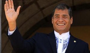 20130508125132_rafael-correa-tomara-juramento-a-nu_tn1