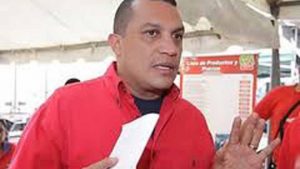 Felix-Osorio-Ministro-Alimentacion_TINIMA20130423_1452_3