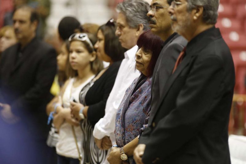 PUERTO RICO DESPIDE AL SALSERO CHEO FELICIANO