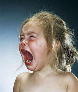 niña-llorando