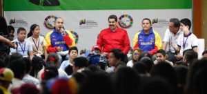 maduro estudiantes