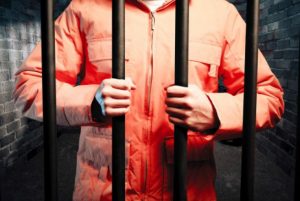 hombre-va-a-prision_655x438