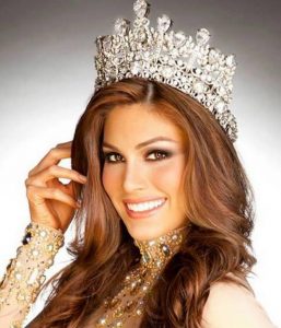 María-Gabriela-Isler51