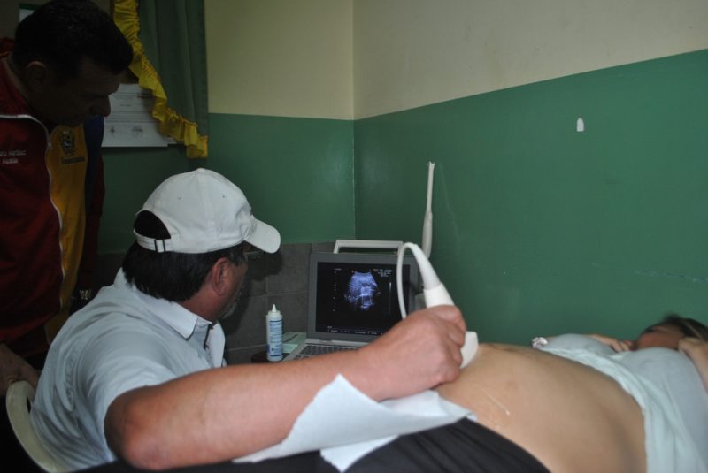 La jornada se realizó durante toda la mañana de hoy, más de 100 beneficiadas