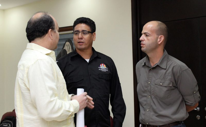 20.01.15EHFirmaConvenioGBZElgaVzla (5)