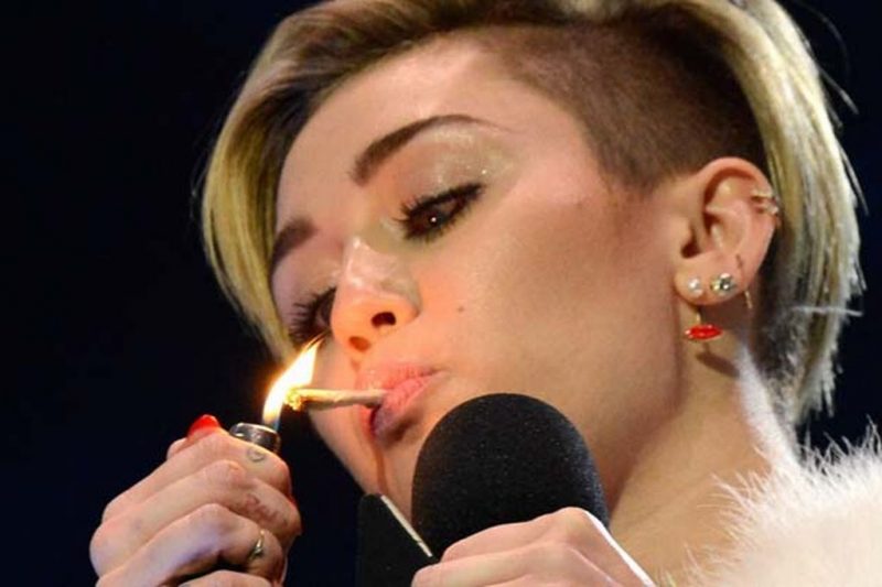 miley drogas en concierto