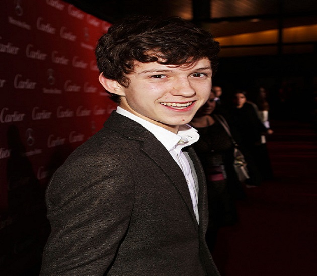 Tom-Holland-walked-red-carpet