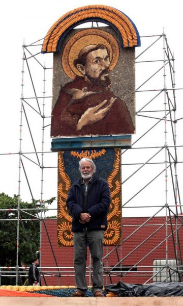 el artista plástico Koki Ruiz