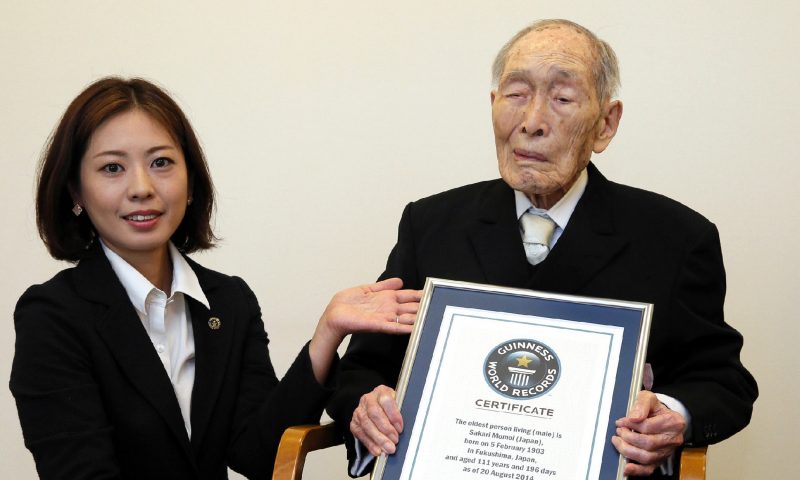 Sakari Momoi, hombre más viejo del mundo