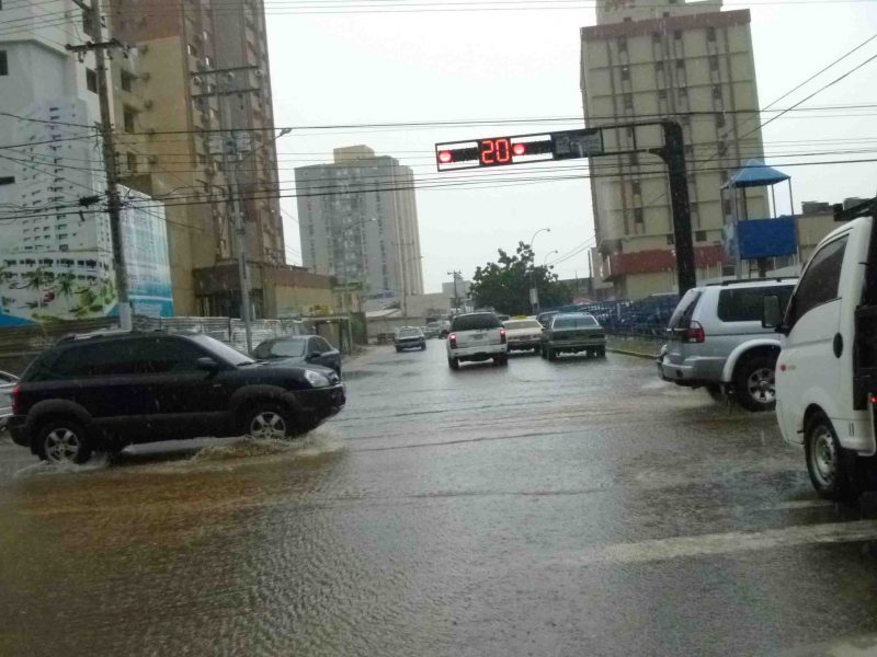 Lluvias dispersas en Maracaibo