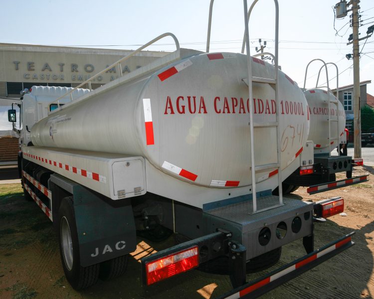 20150928KAO_Entrega_Cisterna_Zulia-025