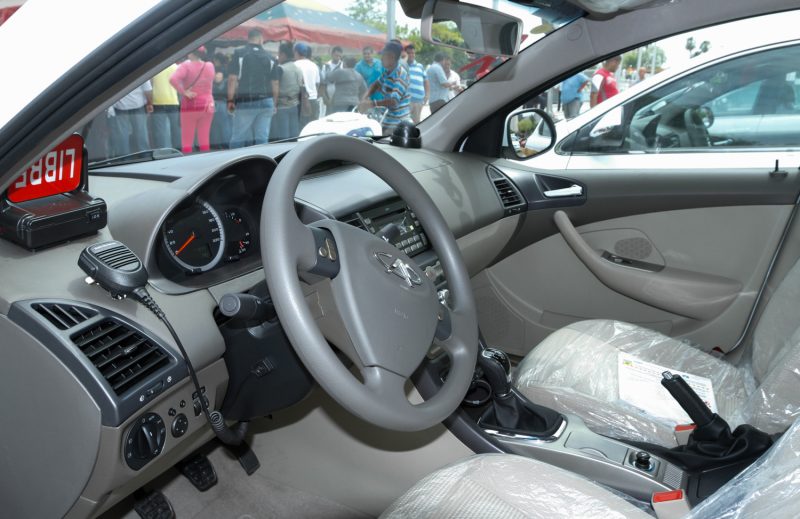 20151008KAO_Entrega_Taxis_-201