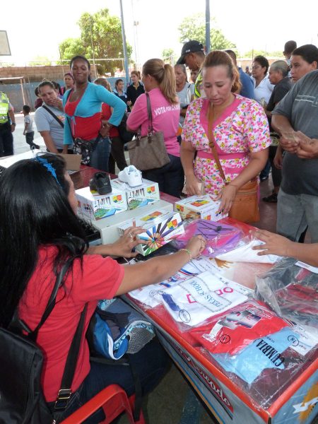 CPFeriaEscVenancioPulgar