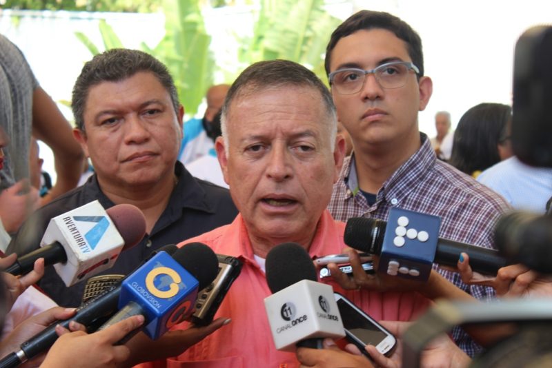 Gobernador con José Fleire y Luis Pérez