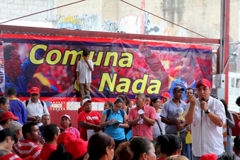 Willian Gil en asamblea junto al pueblo (4)
