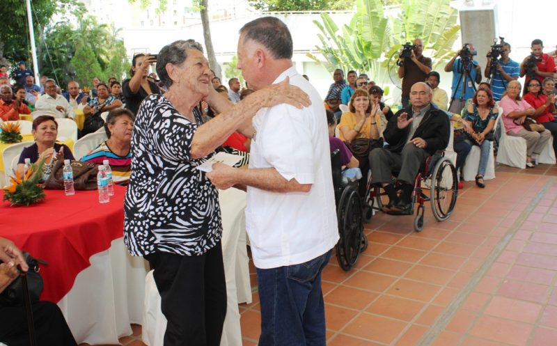 101115 EM Pago de jubilaciones y oras pensiones 215