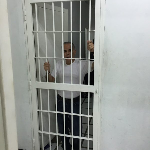 Manuel-Rosales-Helicoide-640