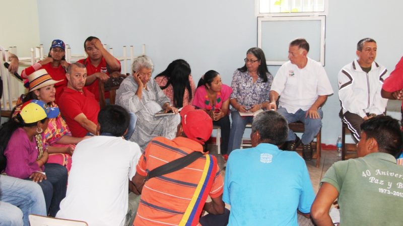 02 07 2016 EM Reunión con comunidad Yukpa,sector San Benito (16)