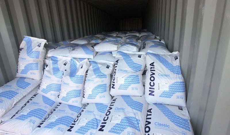 26 07 2016 EM Entrega de contenedores de alimento para camarones (7)