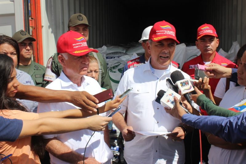 EHEntregadeContenedoresdeAlimentosparaCamarones(11)