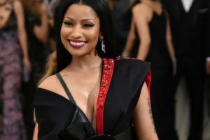 Nicki-Minaj-fans-630-