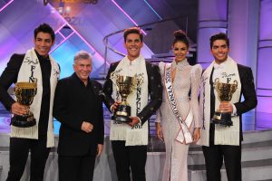 Ganadores con Osmel y Keyi