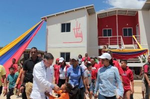 arias-cardenas-entrego-190-nuevos-hogares-y-380-titulos-de-propiedad-a-traves-de-la-gran-mision-vivienda-venezuela