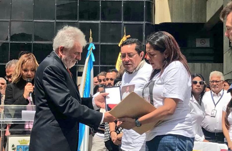 avenida_pernalette.jpg_908884409