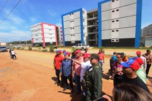 26 07 2017 EM Visita a las viviendas en construcción en San Fco (24)