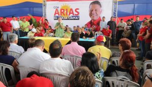 24 08 2017 EM Encuentro Arias con Equipo Parroquial de Cacique Mara junto al PSUV (27)