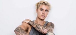 justin-bieber-8-hr-768x357