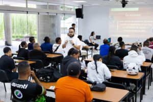 Red de Entrenadores Comunitarios de Coca-Cola FEMSA Venezuela certifica su XVI cohorte de instructores deportivos