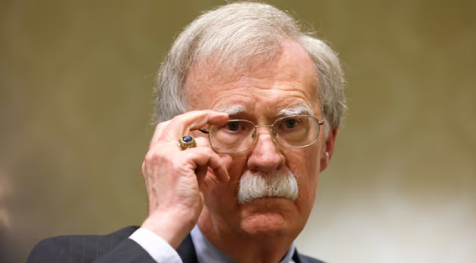 Registro del FBI en la residencia de John Bolton