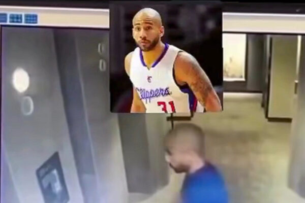 Video: Ex jugador de la NBA se hace viral por tocar sus gluteos y llenar una pared con excremento