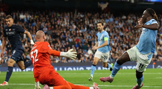 El Manchester City arranca la Champions con una sólida victoria sobre Nápoles