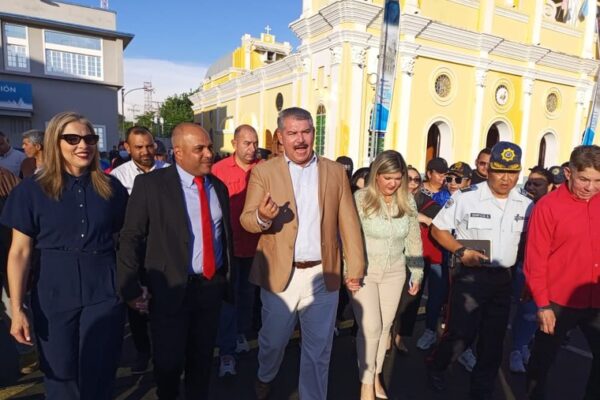 Gobierno Regional y Municipal reinauguran la Calle Independencia de Cabimas e impulsan el plan de asfaltado