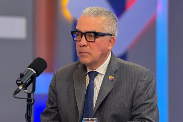 Recuperación económica acelerada  asegura diputado Luis Eduardo Martínez