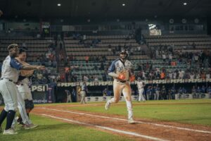 Águilas dejó en el terreno a Magallanes