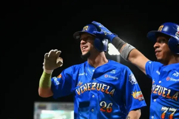 Venezuela vence a Colombia y clasifica a semifinales del torneo