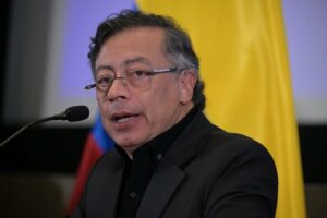 Petro asegura que Colombia importará gas venezolano a menor precio