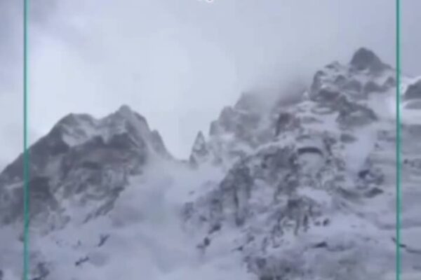 Video: Avalancha mortal en Courmayeur: la naturaleza se transforma en tragedia