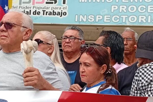 Trabajadores del Zulia exigen mejoras salariales ante la Inspectoría del Trabajo