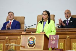 Delcy Rodríguez asegura eleciones en Venezuela sin adelantar fecha