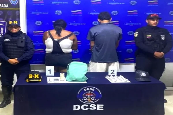 Policía Nacional detiene a dos microtraficantes con droga en Coro