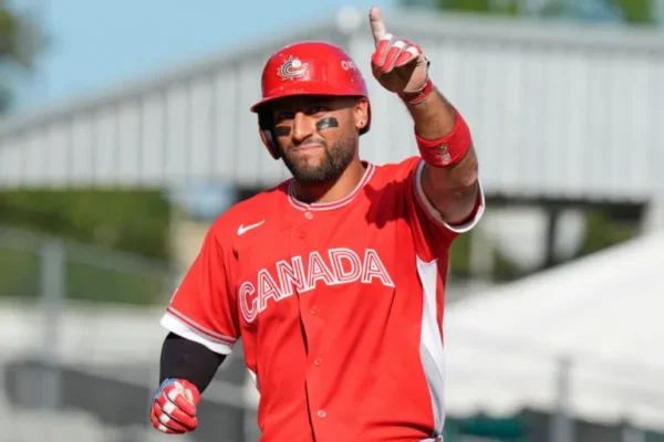 Canadá vence a Cuba y lidera el grupo del Clásico