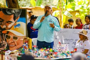 Gobernador Luis Caldera realizó encuentro con comunas en Lagunillas para la ejecución de proyectos 