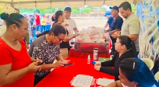 Jornada integral y de Campo Soberano atiende más de 2 mil 100 familias en sector La Chamarreta