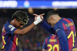 Barcelona golea al Newcastle con un Raphinha en plan estelar
