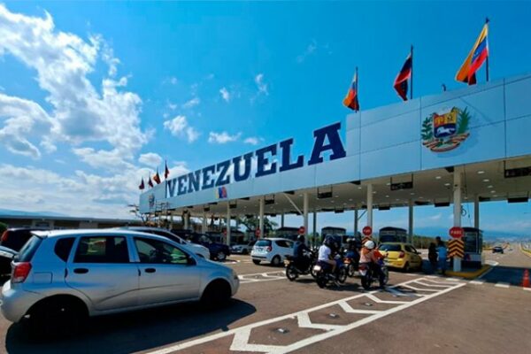 Cierre temporal del puente Atanasio Girardot por reunión entre Venezuela y Colombia